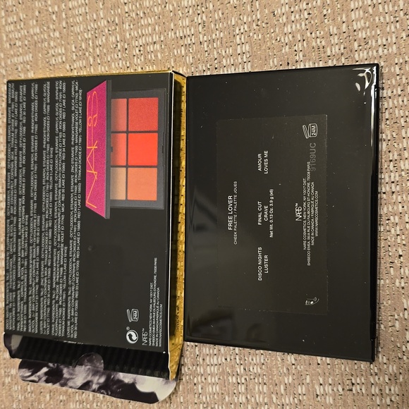 NARS "Free Lover" Cheek Palette - Picture 3 of 3